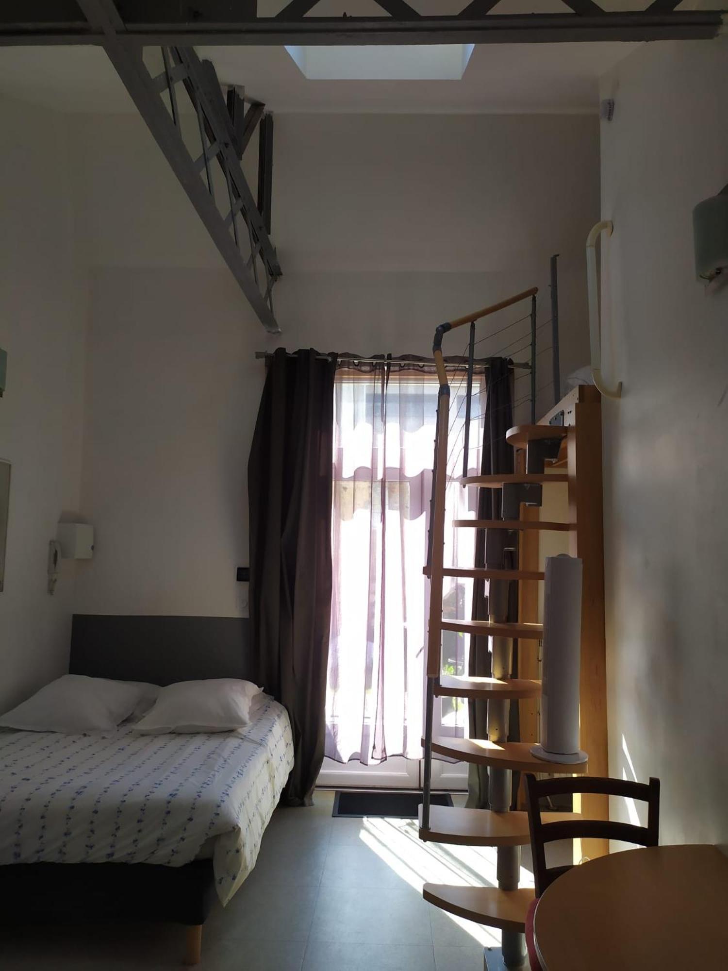 Les Bains Douches Aparthotel Périgueux Buitenkant foto
