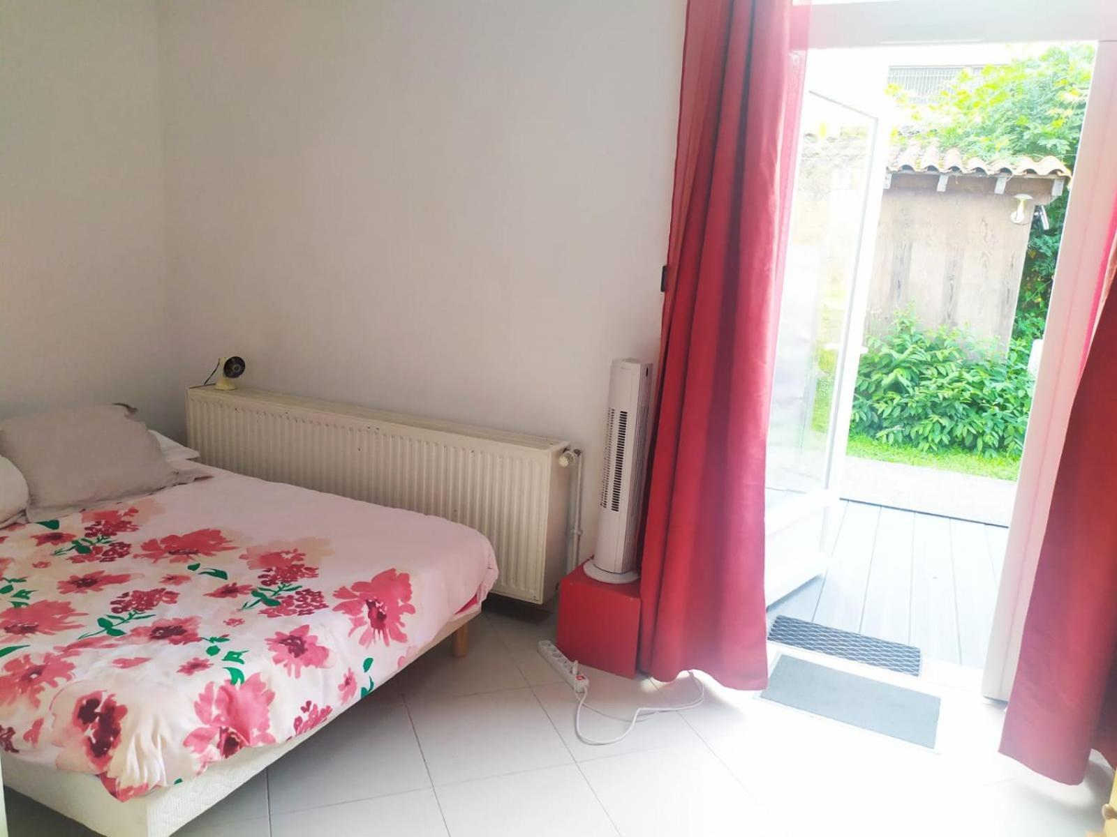Les Bains Douches Aparthotel Périgueux Buitenkant foto