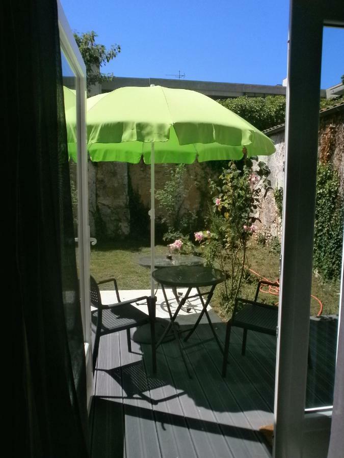 Les Bains Douches Aparthotel Périgueux Buitenkant foto